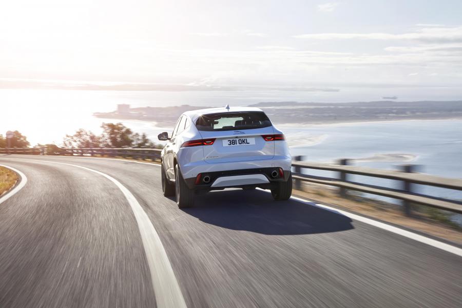  Jaguar E-Pace 2017 года  (WW) (фото 27 из 67)